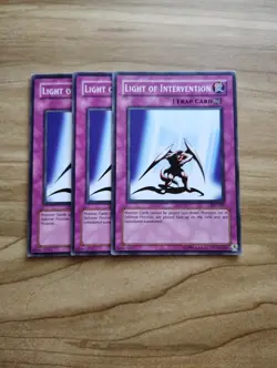 Yu-Gi-Oh! - Light Of Intervention 3X - Full Playset - Image 1