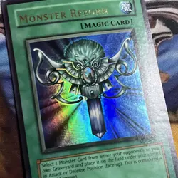 Yu-Gi-Oh Monster Reborn LOB-118 Ultra Rare Legend of Blue Eyes WAVY UNLIM 1.5 - Image 2