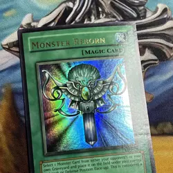 Yu-Gi-Oh Monster Reborn LOB-118 Ultra Rare Legend of Blue Eyes WAVY UNLIM 1.5 - Image 3