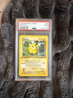 1999 Pokemon Jungle Pikachu - * 1ST EDITION *- PSA 9 - Mint 60/64 Genuine [UK] - Image 1