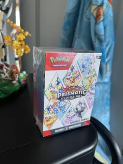 Pokemon Trading Card Game: Scarlet & Violet-Prismatic Evolutions Booster Bundle - Image 2