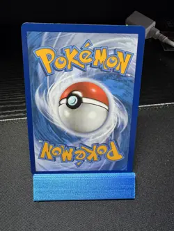 2022 Pokemon SWSH Brilliant Stars Lumineon V #040/172 - Image 3