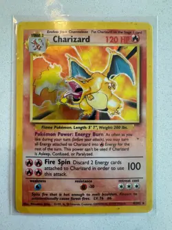 Pokemon TCG Charizard Holo Rare Card 004/102 Base Set - Image 1