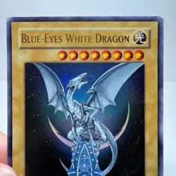 Yu-Gi-Oh! Blue-Eyes White Dragon YAP1-EN001 Ultra Rare DAMAGED - Image 2