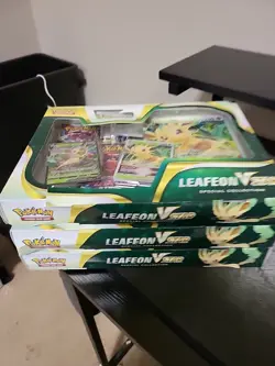 Pokemon TCG Leafeon VStar Special Collection Box New/other --09 - Image 3