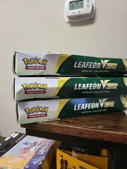 Pokemon TCG Leafeon VStar Special Collection Box New/other --09 - Image 5