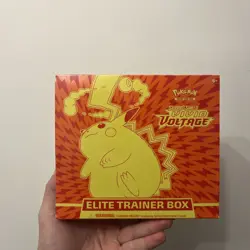 Pokemon Pokemon TCG Sword & Shield Vivid Voltage Elite Trainer Box Charizard ETB 820650807688 - Image 1