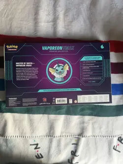 Pokemon Vaporeon VMAX Premium Collection Box Booster Promo Full Art Coin - Image 2