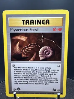 Pokemon TCG Fossil 1st Edition Mysterious Fossil Trainer 62/62 - Image 4