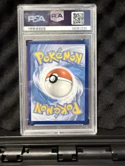 Pokemon TCG SWSH Fusion Strike Mew VMAX Card 114/264 PSA 10 - Image 2
