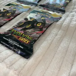 Pokemon TCG EVOLVING SKIES Lot, 4 Sleeved Booster Packs Rayquaza/Umbreon Art - Image 4