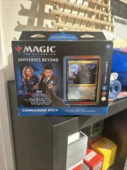 Magic The Gathering Universes Beyond - Doctor Who Timey-Wimey - Commander Deck - Image 1