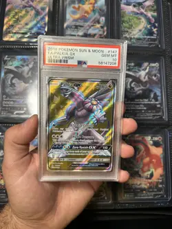 2018 POKEMON SUN & MOON ULTRA PRISM #147 FULL ART/PALKIA GX PSA 10 - Image 1