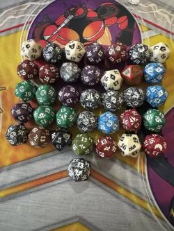 MTG Magic the Gathering 20 Sided Dice D20 Spindown Life Counter x36 Old Sets - Image 1