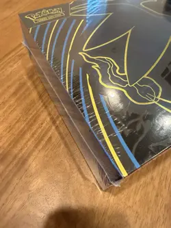 Pokemon TCG: Mega Charizard X ex Ultra Premium Collection Box - Image 3