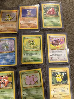 Vintage Lot Of 30 1999 Pokemon Cards In Top Loaders B2 - Image 4