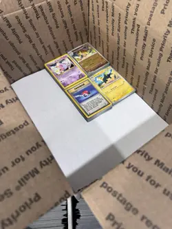 🔥 17lbs 4200+ UNSEARCHED Pokemon Bulk Lot! Some Holos & Vintage Cards LP/NM ✨ - Image 2