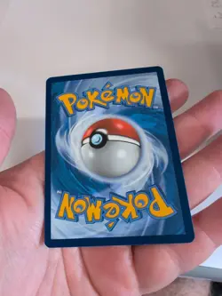 Charizard 025/185 Pokemon card Vivid Voltage rare NM - Image 4