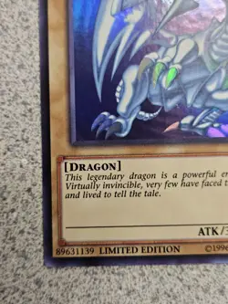 Blue-Eyes White Dragon CT13-EN008 Ultra Rare YuGiOh 2016 Mega-Tins Limited - Image 5