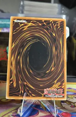 1st Edition Dark Magician SYE-001 Super Rare Starter Deck Yugi Evolution NM/LP - Image 2