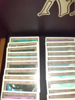 MTG 4th Edition Lands X52 With Starter Deck Box & Rule Book - Image 4