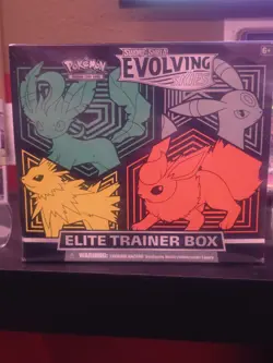 Pokemon - Evolving Skies Elite Trainer Box ETB SEALED - Image 1