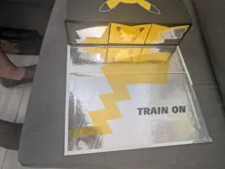 Pokemon Celebrations Set of Gold Metal Cards (Charizard, Pikachu) + Original Box - Image 3