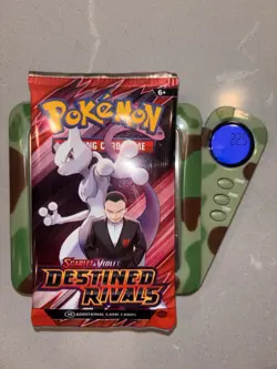 22.5g HEAVY Pokemon Destined Rivals Booster Pack Sealed 2025 - Gio’s Mewtwo Art - Image 1