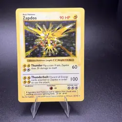 Zapdos 16/102 - Shadowless Base Set - Vintage WOTC Pokemon Card - Image 1