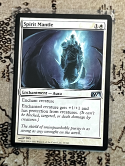 Spirit Mantle - Magic 2012 (M12) - 35 - #Near Mint Magic the Gathering - Image 1