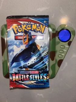 22.8g HEAVY Pokemon Battle Styles Booster Pack Sealed MINT 2021 - Urshifu Art - Image 1