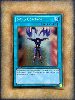 Yugioh Mind Control PGLD-EN067 Gold Rare 1st Ed LP - Image 1