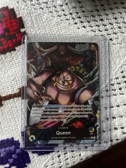 One Piece TCG English Queen OP04-040 Leader Alt Art Kingdoms Of Intrigue - Image 1