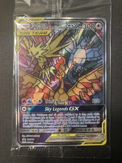 2019 Pokemon Black Star Promo Moltres, Articuno, Zapdos SM210 SEALED - Image 1