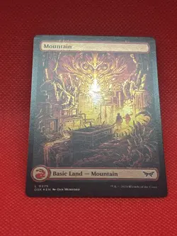 Mountain (275) - Full Art Duskmourn: House of Horror Foil - Image 3