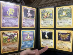 160 CARDS FIRE LOT - Pokemon Binder Collection - Charizard, Base Set Holos, XY - Image 3