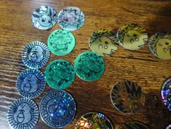 Pokemon Coin Lot of 150 Coins, various sets, eras, duplicates present, LP-NM - Image 4