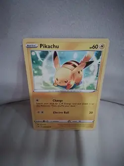 Pokemon TCG Pikachu 049/203 Evolving Skies NM Non-Holo Sword & Shield - Image 1
