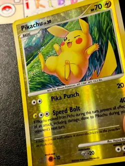 Pikachu 70/100 MP Reverse Holo Foil Vintage 2008 Pokemon Card. Fast Shipping! - Image 3