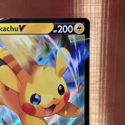 💥 Pokemon TCG Pikachu V Crown Zenith Promo SWSH285 Holo 2023 - Image 3