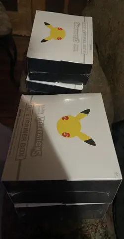 Pokemon TCG: 25th Anniversary Celebrations Elite Trainer Box (2021) 820650809439 - Image 2