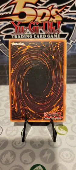 Yu-Gi-Oh! Blue-Eyes Ultimate Dragon JMP-EN005 Limited Ultra Rare NM/Excellent - Image 2