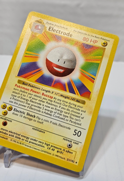 Electrode 21/102 Rare SHADOWLESS Base Set Pokemon 525 - Image 3