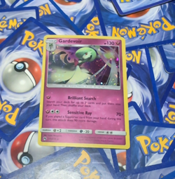 Gardevoir (141/214) Lost Thunder Pokemon Holographic Rare Card - Free Shipping - Image 2