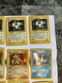 Vintage Pokemon Cards Rare Holo Lot of 9 WOTC 1999 Fossil - Image 3