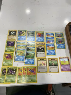Pokemon 1st Edition Fossil Lot Of 28 some multiple all np/lp - Image 1