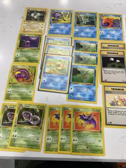 Pokemon 1st Edition Fossil Lot Of 28 some multiple all np/lp - Image 5