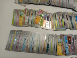 Large Bundle of Mixed Pokemon Trading Cards - Over 500 Cards Total - Image 5