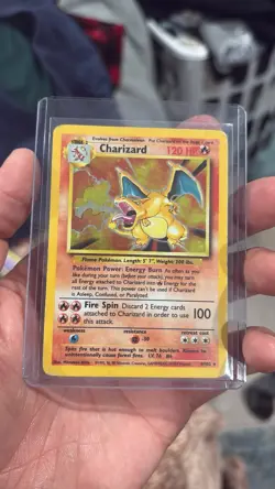 Pokemon Base Set Charizard Holo 4/102 English 1999 Vintage TCG Card - Image 1