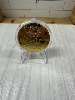 Pokemon Pikachu Magnifying Glass Gold Metal Medallion Pokemon TCG - Image 2